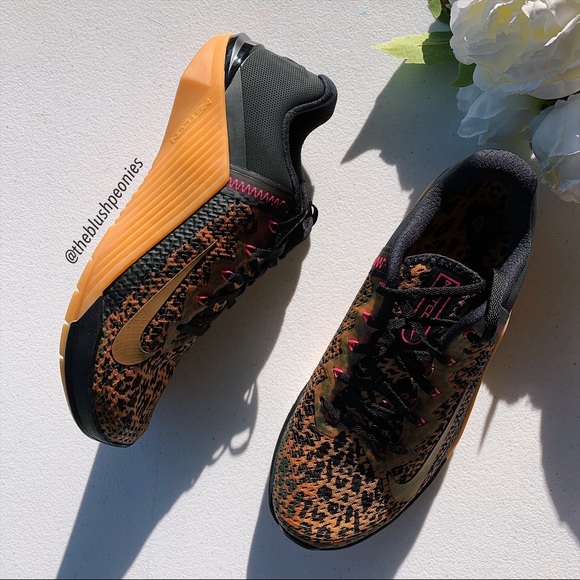 Nike Metcon 6 Women's Training Shoe NWT - Picture 10 of 13